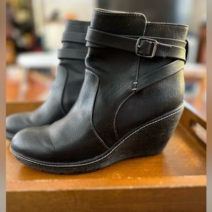 Croft & Barrow (from Kohl’s) black wedge heel booties